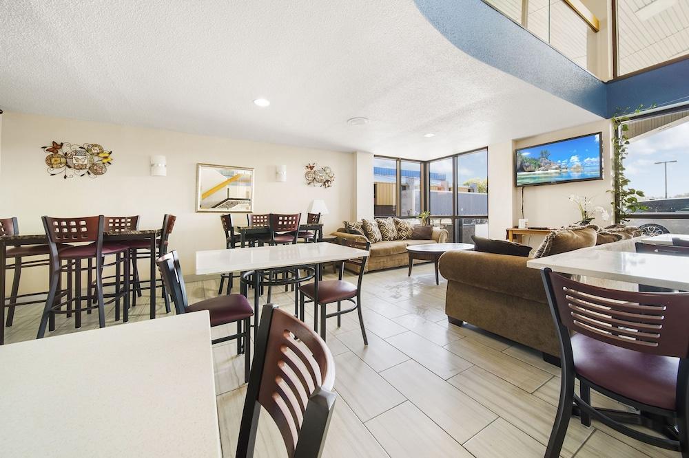 Baymont By Wyndham Muncie Near Ball State University Exteriör bild